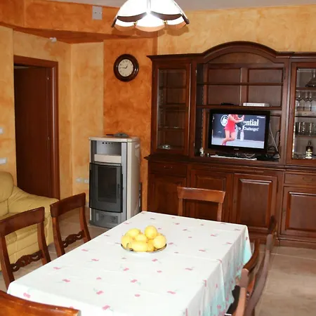 'chloe By Interhome 度假居