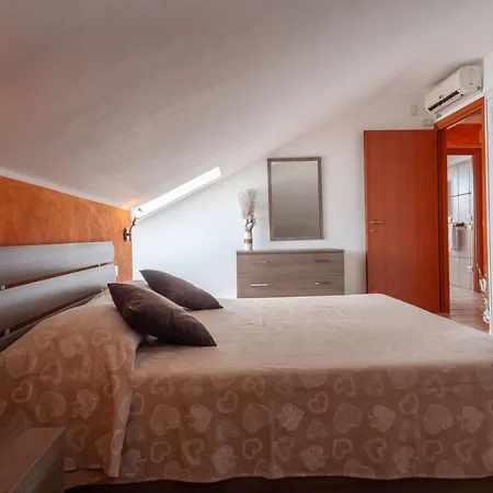 'chloe By Interhome Сasa de vacaciones