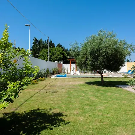 Сasa de vacaciones 'chloe By Interhome Capitana