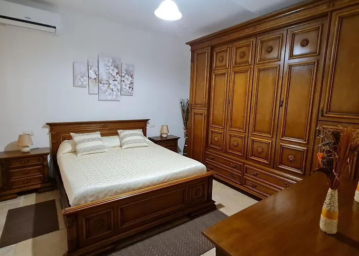 'chloe By Interhome 度假居 *