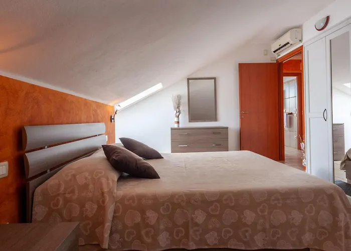 'chloe By Interhome 度假居