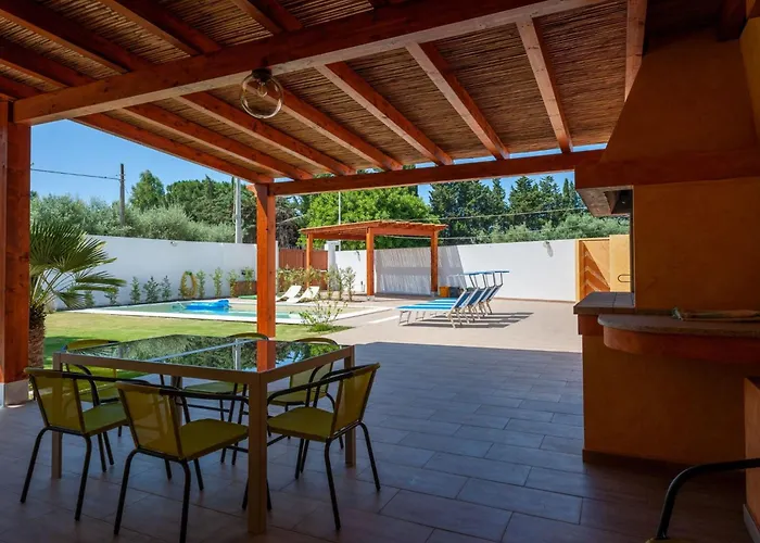 'chloe By Interhome *